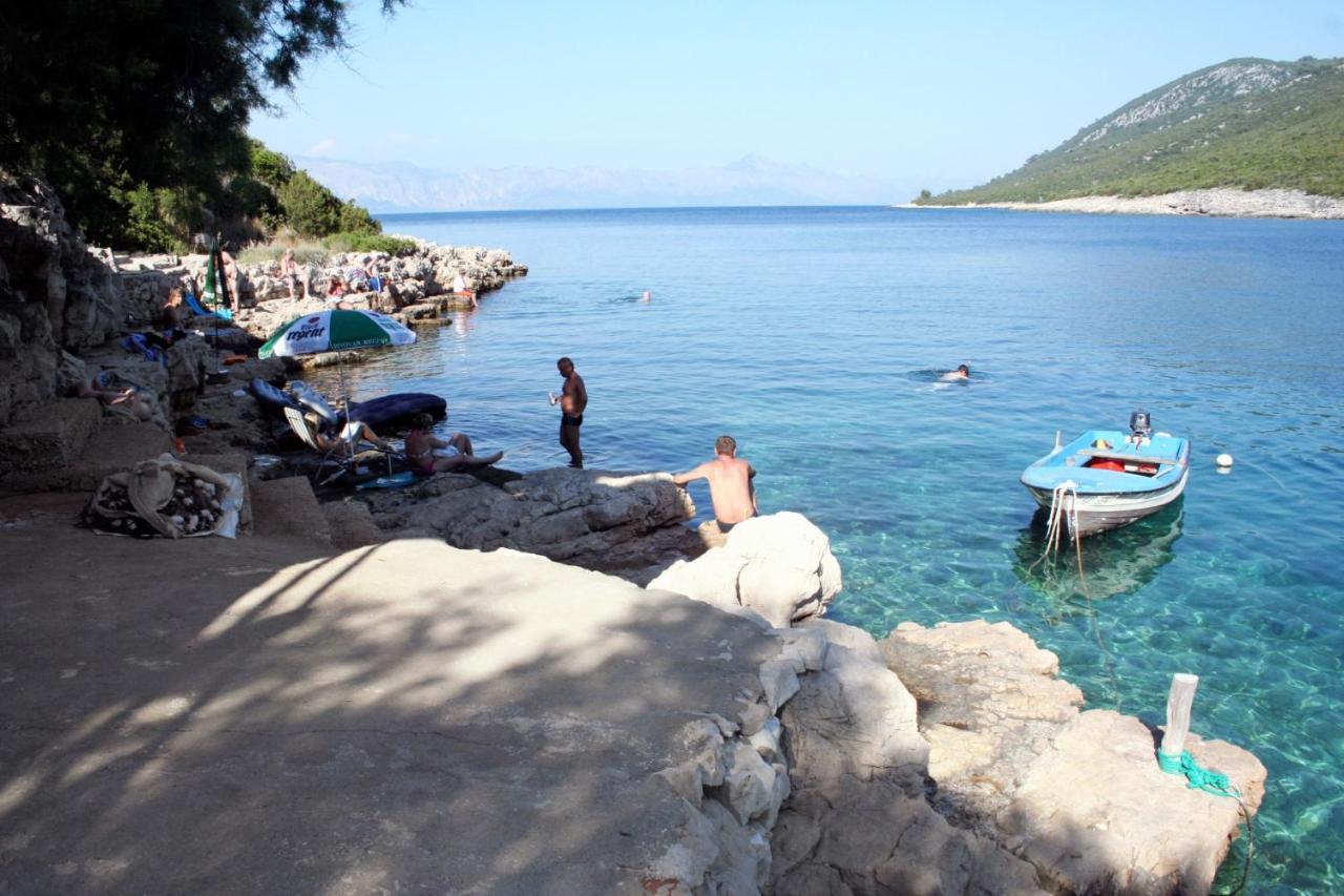 Apartments By The Sea Cove Zarace - Gdinj, Hvar - 4598 Exterior foto